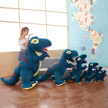 Laden Sie das Bild in den Galerie-Viewer, XXL Dinosaurier Stofftier bis zu 150cm! T-Rex Mega Groß Kuscheltier Dino kaufen - Dinosaurier.store