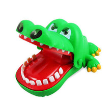 Laden Sie das Bild in den Galerie-Viewer, Dinosaurier und Kroko Spielzeug Schnapper kaufen - Dinosaurier.store