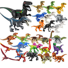 Laden Sie das Bild in den Galerie-Viewer, Dino Spielfiguren Sets - unterschiedliche Motive kaufen - Dinosaurier.store