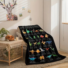 Laden Sie das Bild in den Galerie-Viewer, Dinosaurier Alphabet Flauschige Decke mit vielen Dinos