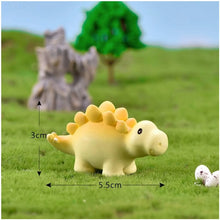 Laden Sie das Bild in den Galerie-Viewer, 8 Stk. Resin Dinosaurier Figuren als Torten oder Kuchen Dekoration