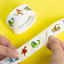 Laden Sie das Bild in den Galerie-Viewer, 500 Stk. niedliche farbenfrohe Dino Sticker auf Rolle