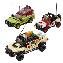 Laden Sie das Bild in den Galerie-Viewer, 3er Set Jurassic World Jeep, Explorer Klemm-Bausein Spielzeug (1632 Teile)