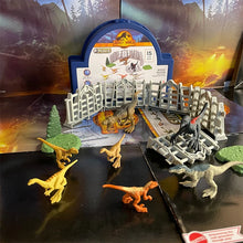Laden Sie das Bild in den Galerie-Viewer, Jurassic World Spielzeug Set