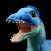 Laden Sie das Bild in den Galerie-Viewer, XXL Microraptor Plüsch Dinosaurier (ca. 45cm)