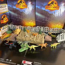 Laden Sie das Bild in den Galerie-Viewer, Jurassic World Spielzeug Set