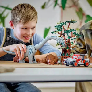 Jurassic XXL Brachiosaurus mit Jeep – Abenteuerliches Baustein-Spielset