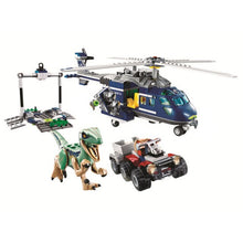 Laden Sie das Bild in den Galerie-Viewer, Jurassic World Spielzeug Dinosaurier mit Helikopter kaufen - Dinosaurier.store