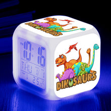 Laden Sie das Bild in den Galerie-Viewer, LED Digital Wecker mit Dinosaurier Print und Licht kaufen - Dinosaurier.store