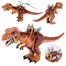 Laden Sie das Bild in den Galerie-Viewer, T-Rex Dinosaurier Actionfigur Bausatz kaufen - Dinosaurier.store