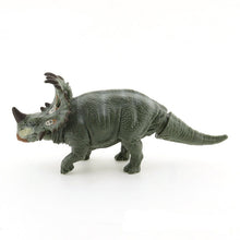 Laden Sie das Bild in den Galerie-Viewer, Sinoceratops Figur aus Jurassic World kaufen - Dinosaurier.store